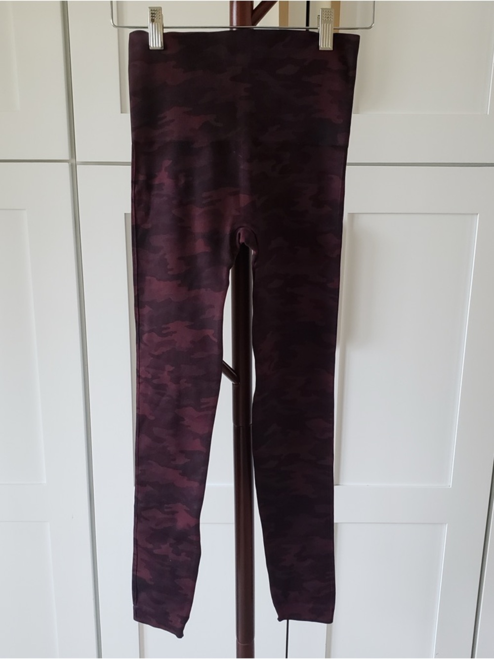 SPANX Dark Plum Camo Leggings